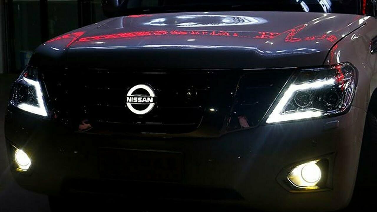 LED Flowing Front Grille Emblem Logo For Nissan Patrol Y62 Armada 2013-2020