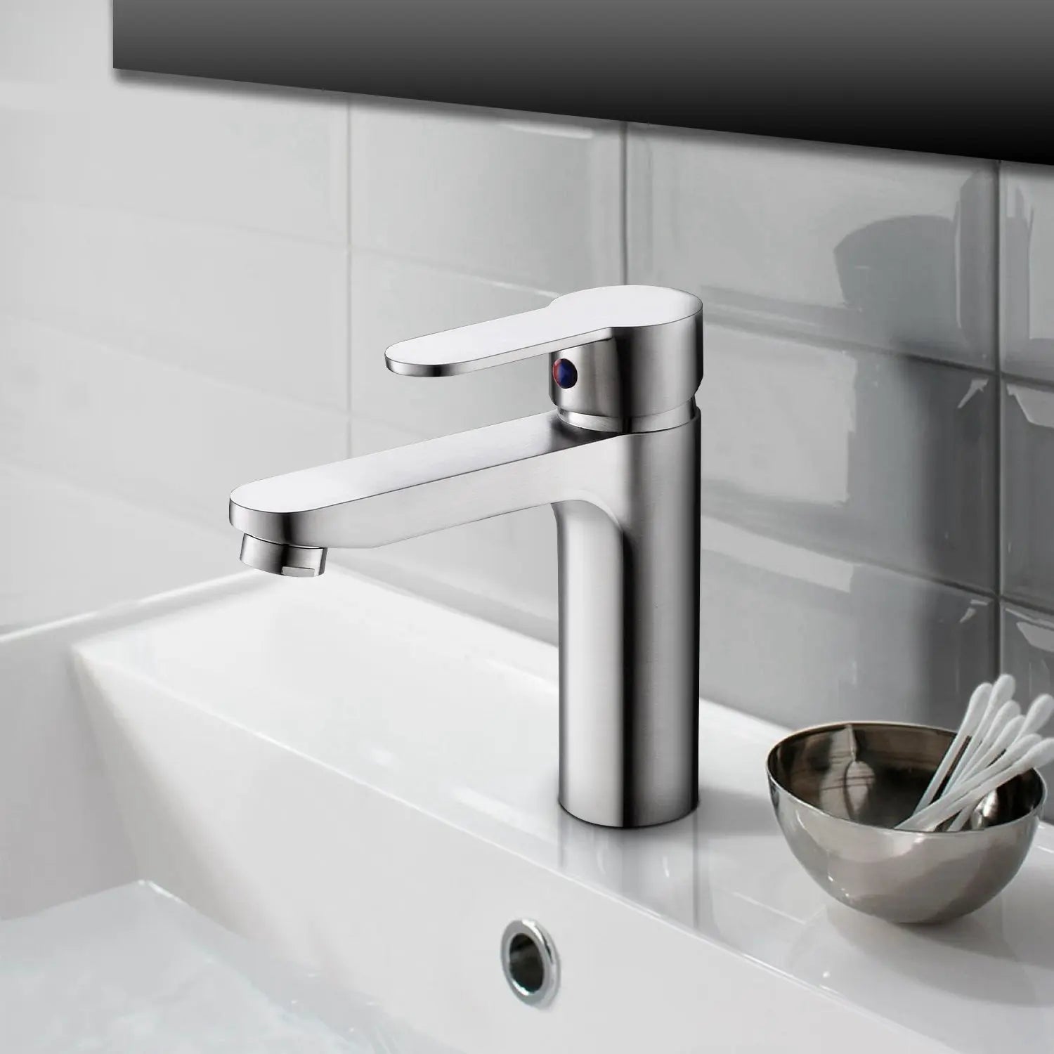 Single Hole Single-Handle Stainless Steel Bathroom Faucet in contemporary design - larahd