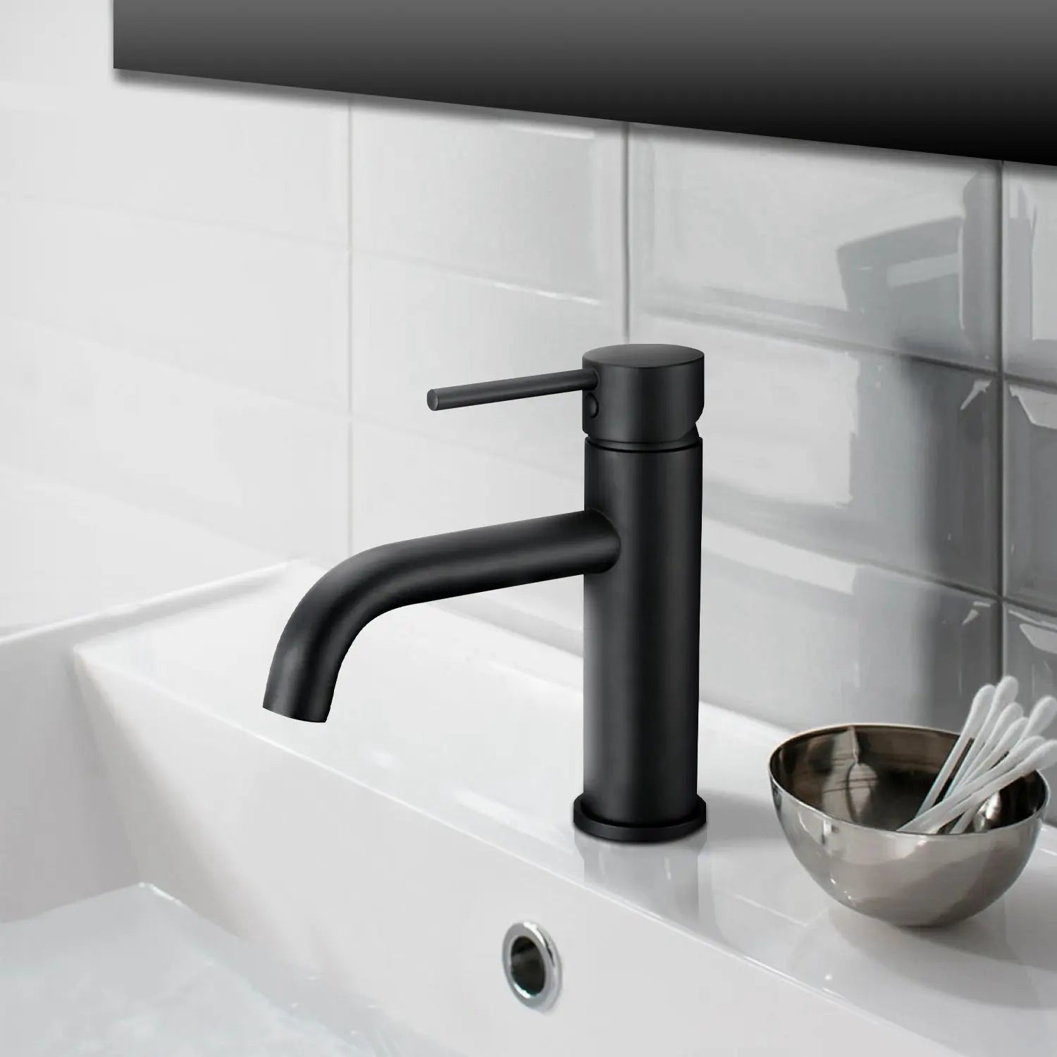 Bathroom Sink Faucet Single Handle 1 Hole Deck Mount - larahd